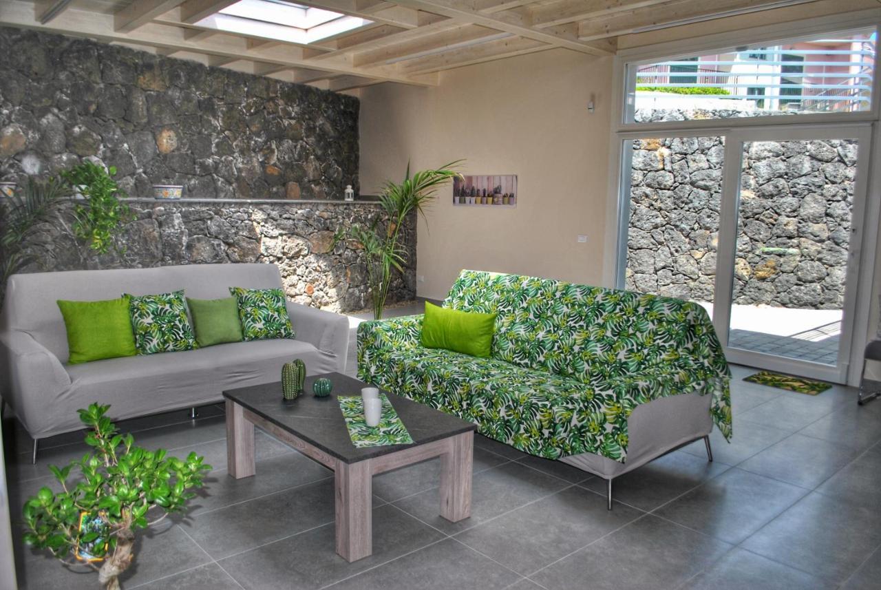 Villa Dedalisa By Holidayngo Acireale Dış mekan fotoğraf