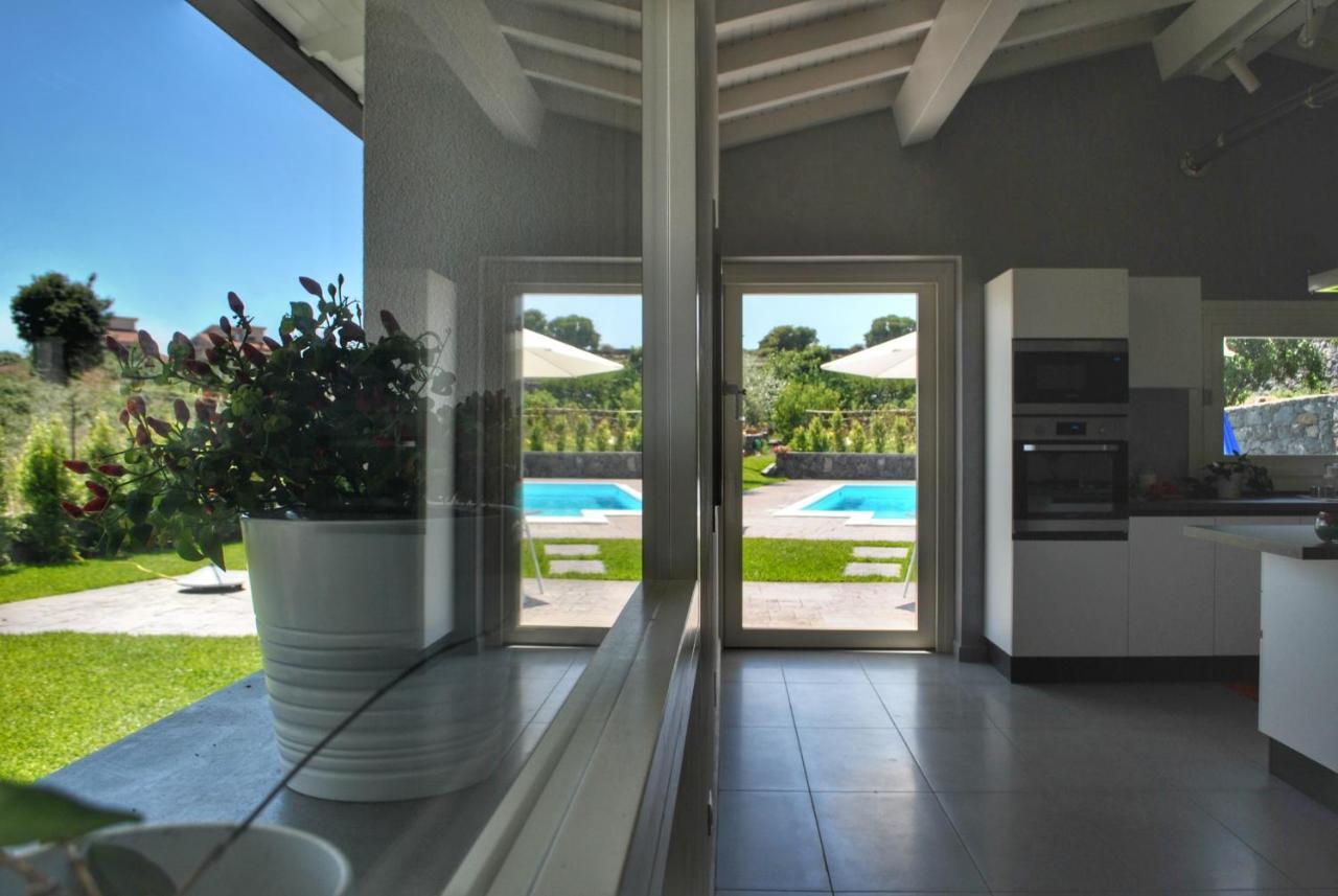 Villa Dedalisa By Holidayngo Acireale Dış mekan fotoğraf