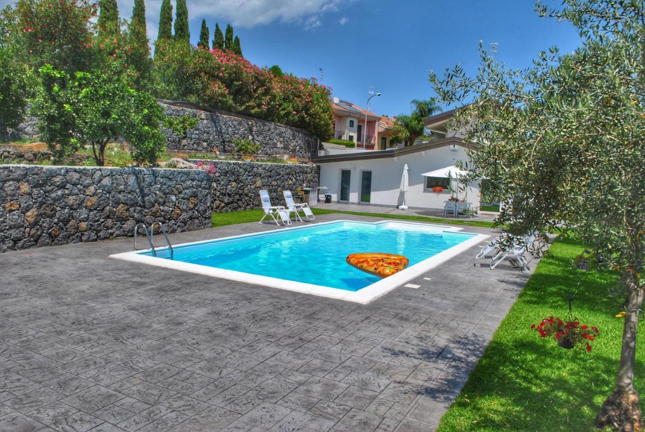 Villa Dedalisa By Holidayngo Acireale Dış mekan fotoğraf